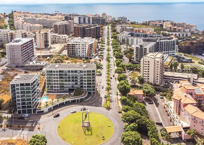 Like Vi Formosa I Sea View Balcony I Free Parking *